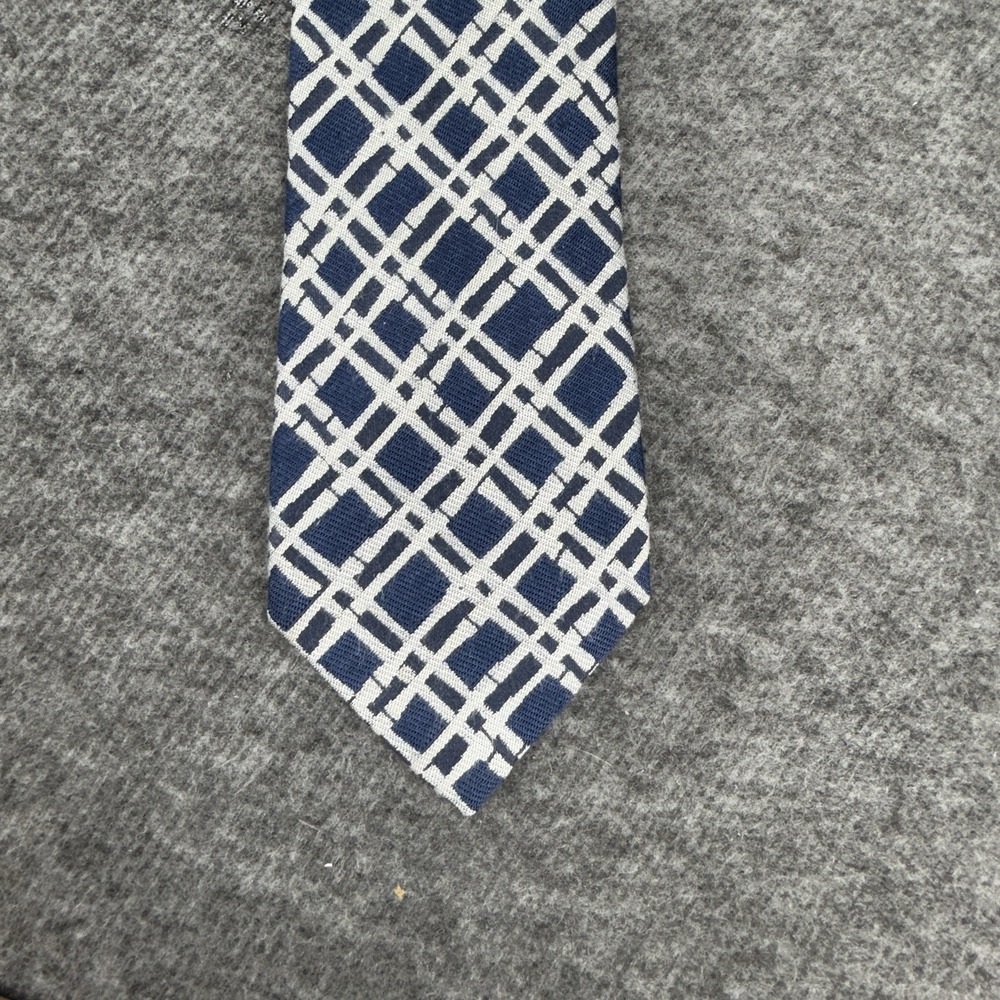 Gucci‎ Men's Necktie 100% Silk Blue and white Stripes Pre-Owned - Picture 5 of 9
